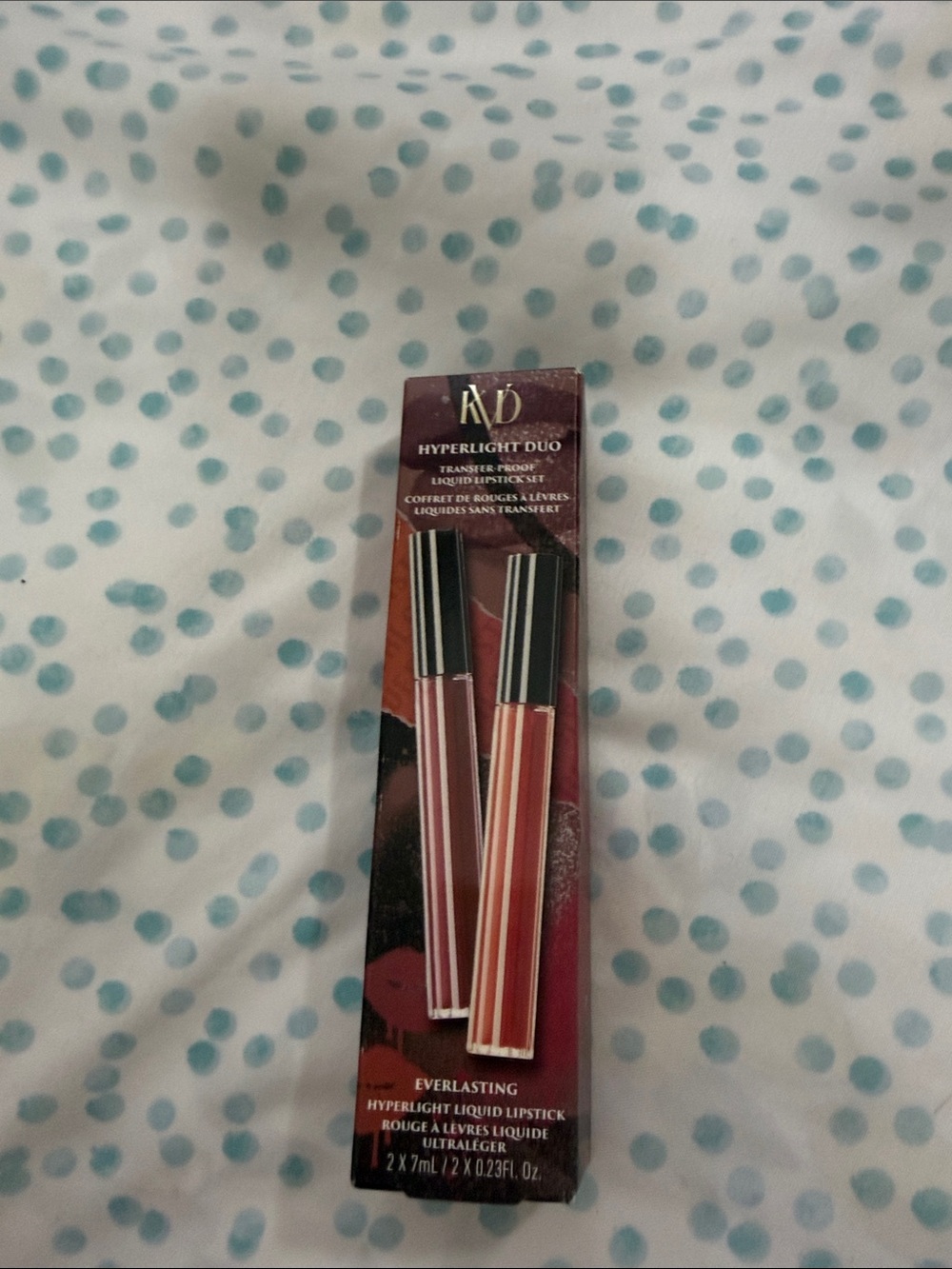 Hyperlight Duo Everlasting Liquid Lipstick - KVD